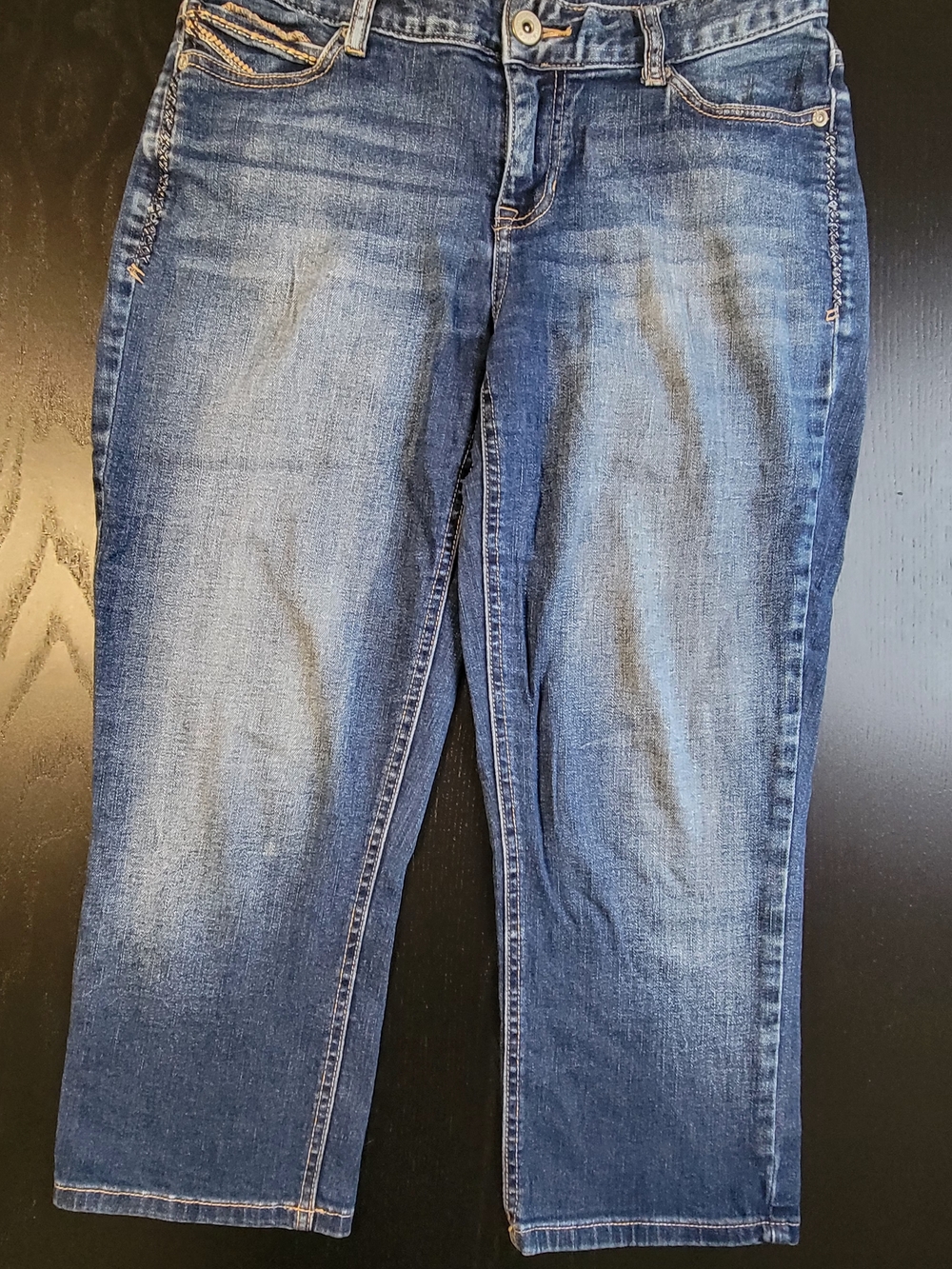 Maurices cropped blue denim jeans